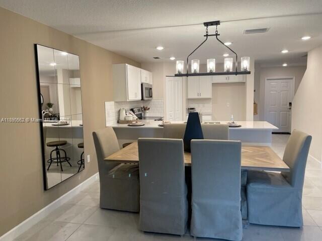 LAKEWOOD COVE - Residential Lease