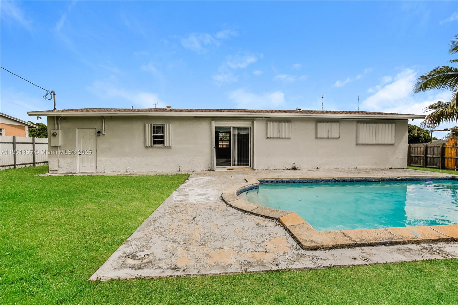 SIERRA MIRADA 2ND ADDN - Residential Lease