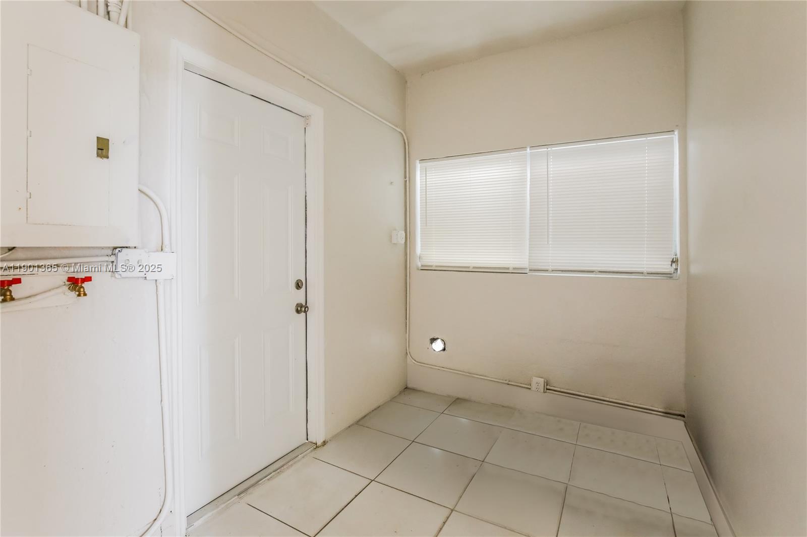 SIERRA MIRADA 2ND ADDN - Residential Lease