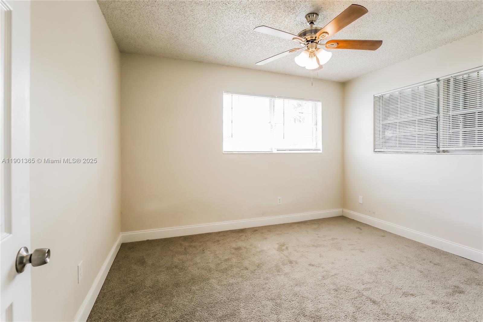 SIERRA MIRADA 2ND ADDN - Residential Lease