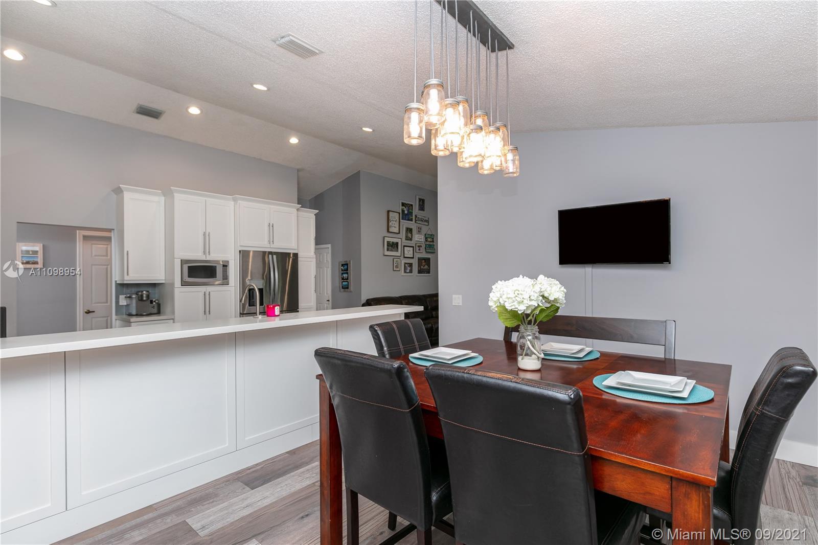 HAWKES BLUFF - Residential