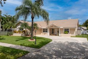 HAWKES BLUFF - Residential