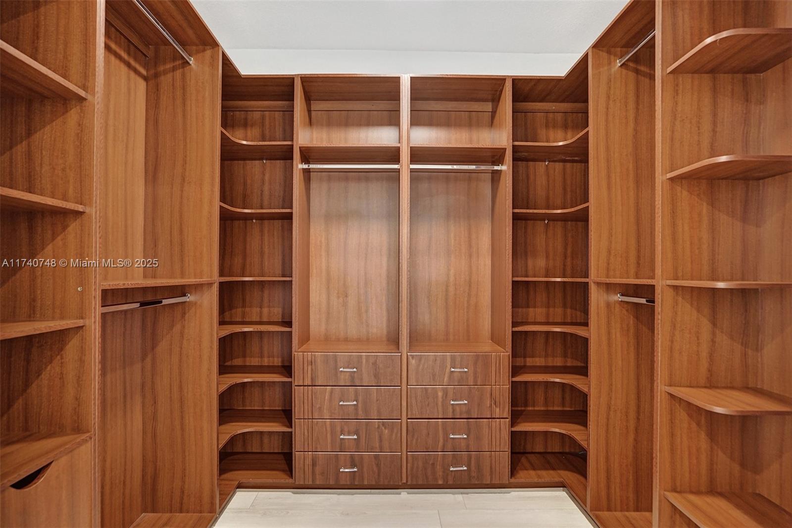 CHAMBERS LAND CO SUB NE1/ - Residential
