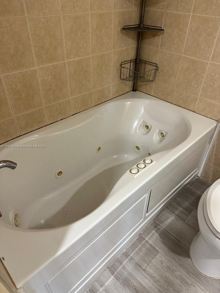 FRENCH VILLAS CONDO - Residential