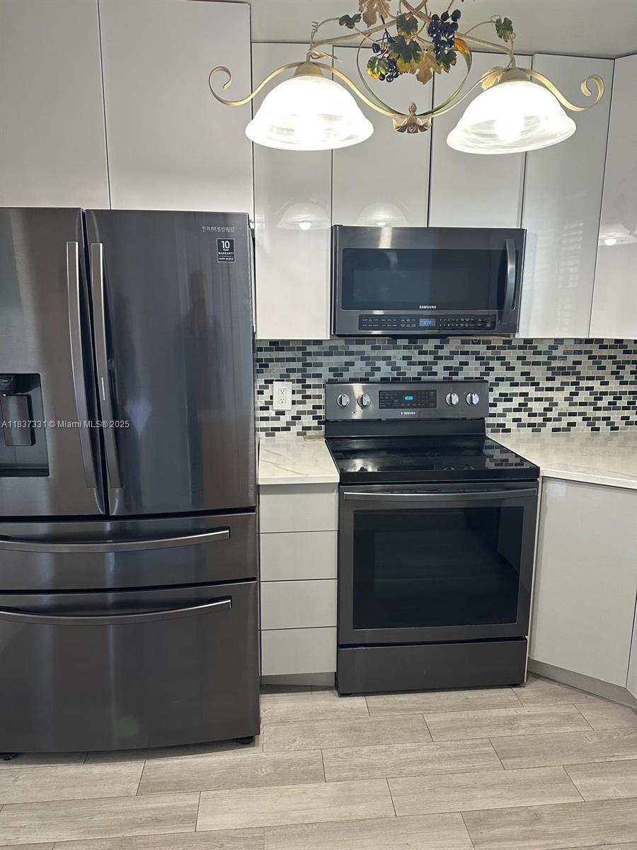 FRENCH VILLAS CONDO - Residential