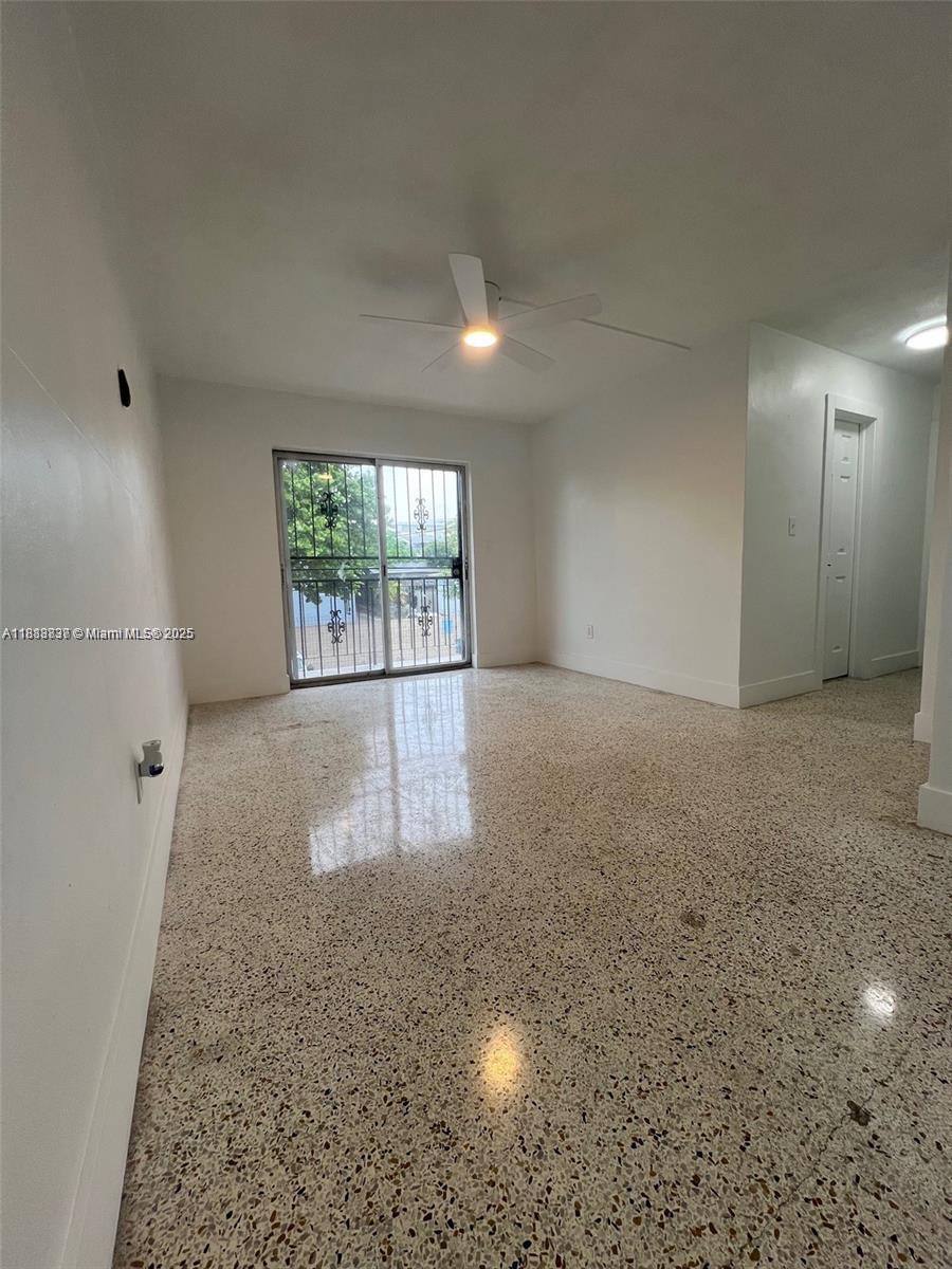 LAWRENCE ESTATE LAND CO - Residential Lease