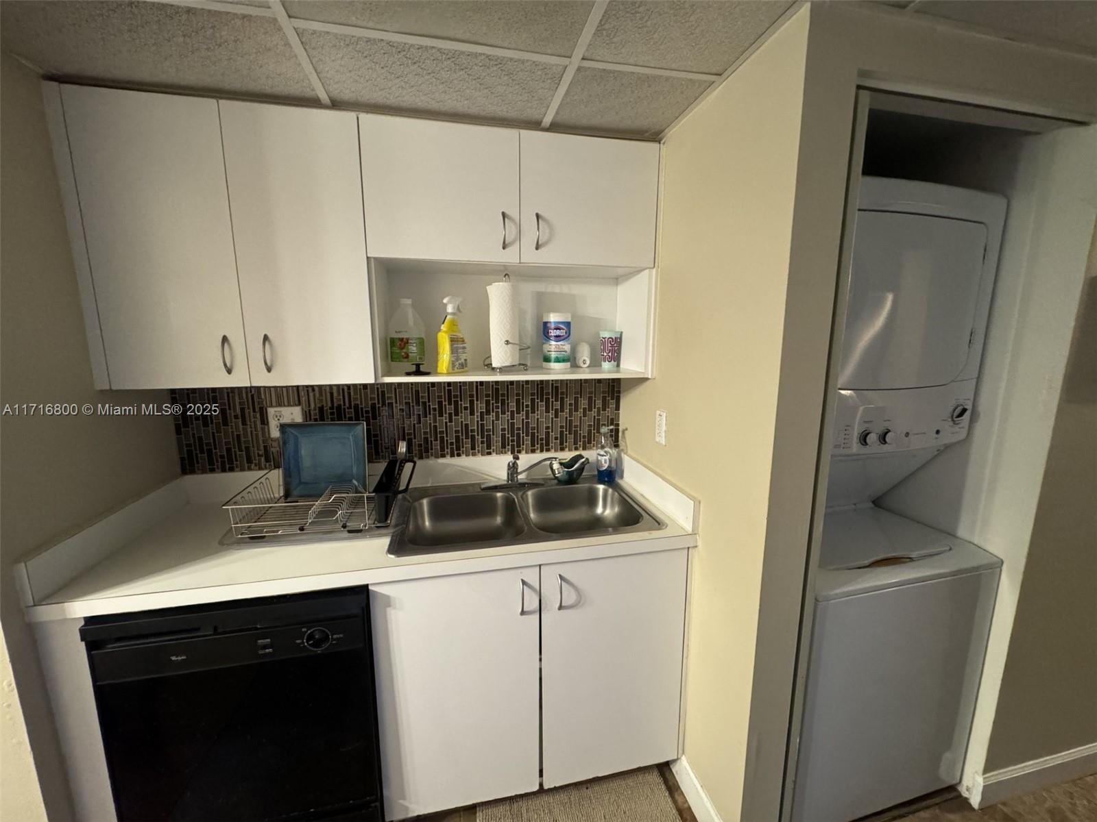 PLANTATION FOREST CONDO - Residential
