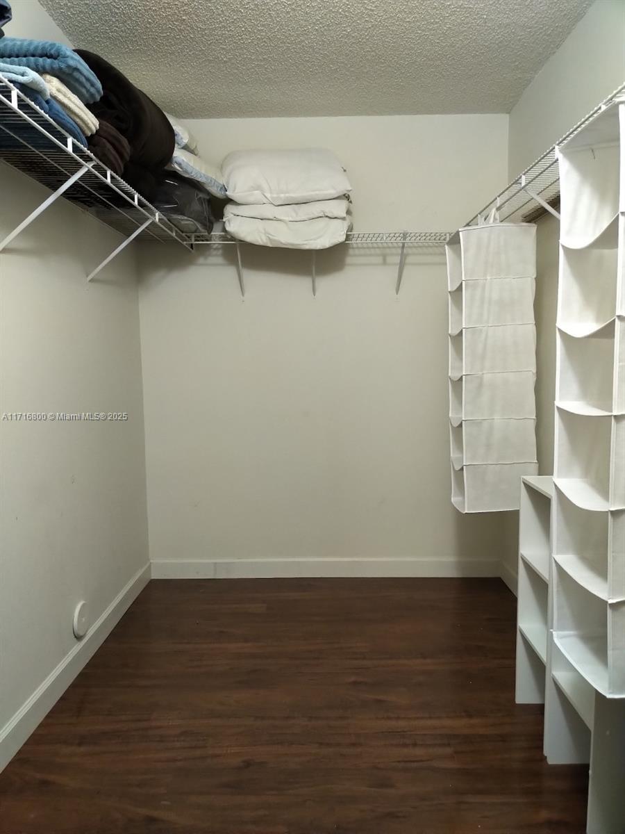 PLANTATION FOREST CONDO - Residential