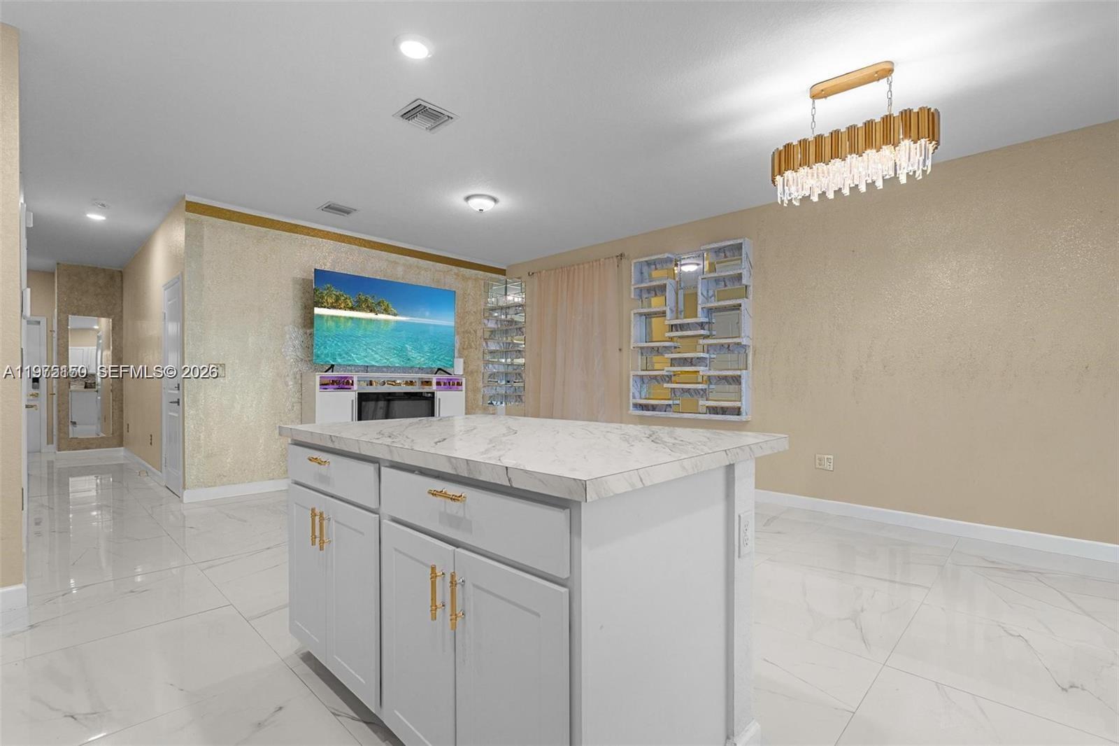 REGAL PALM SUBDIVISION - Residential Lease