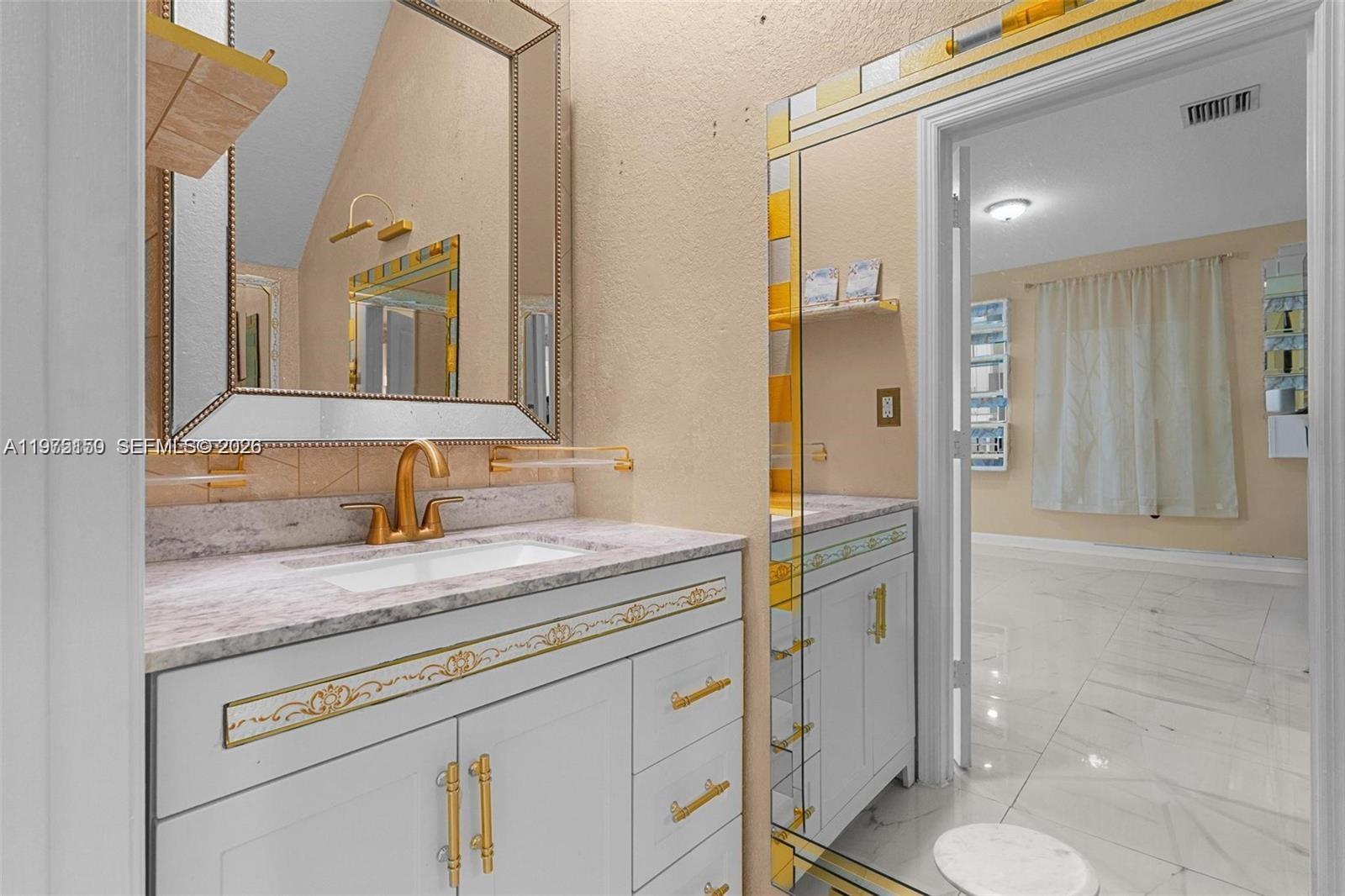 REGAL PALM SUBDIVISION - Residential Lease