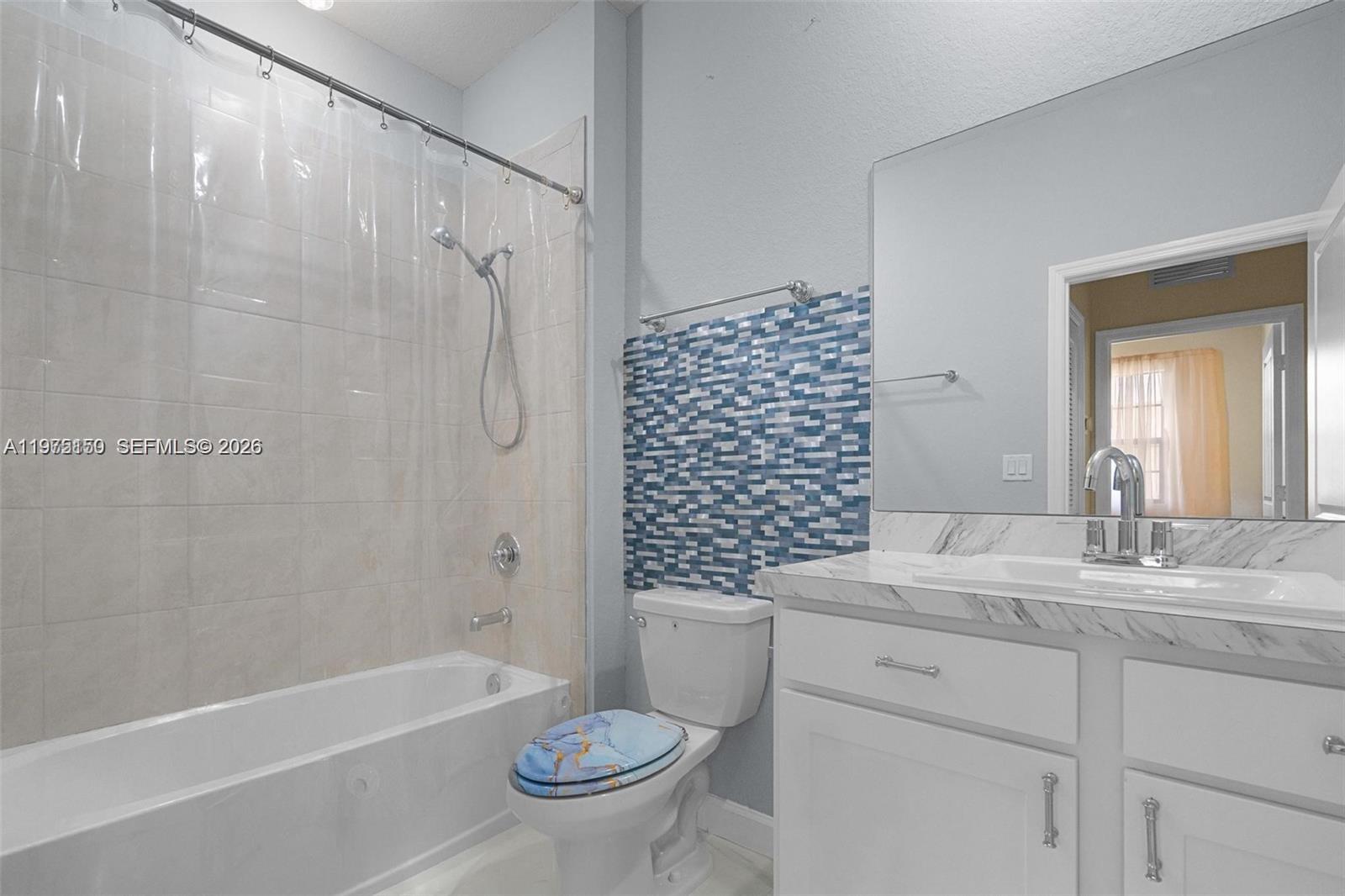 REGAL PALM SUBDIVISION - Residential Lease