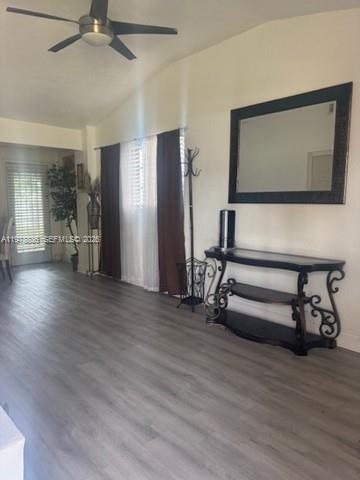 ARCOLA GARDENS - Residential