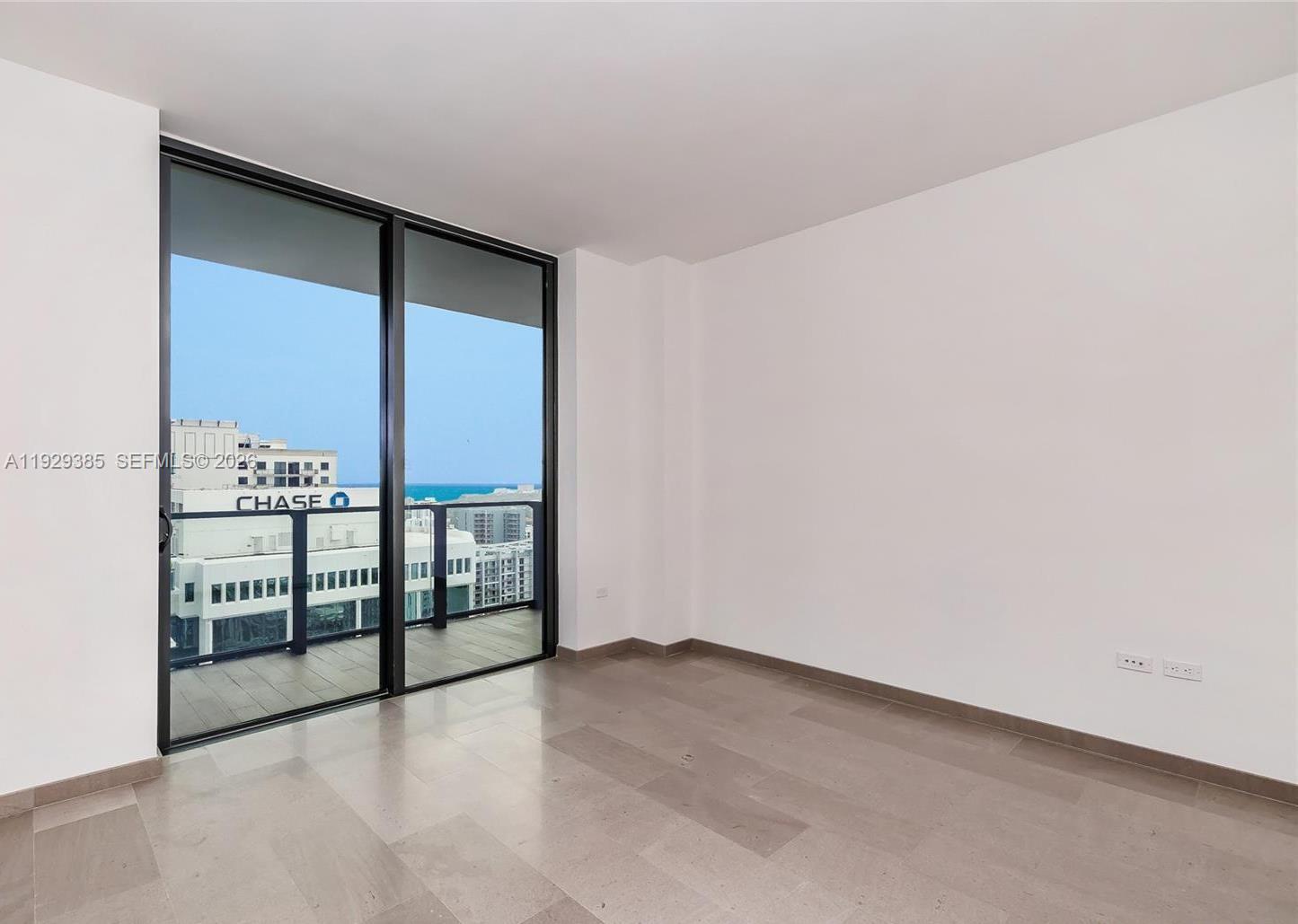 RISE CONDO - Residential