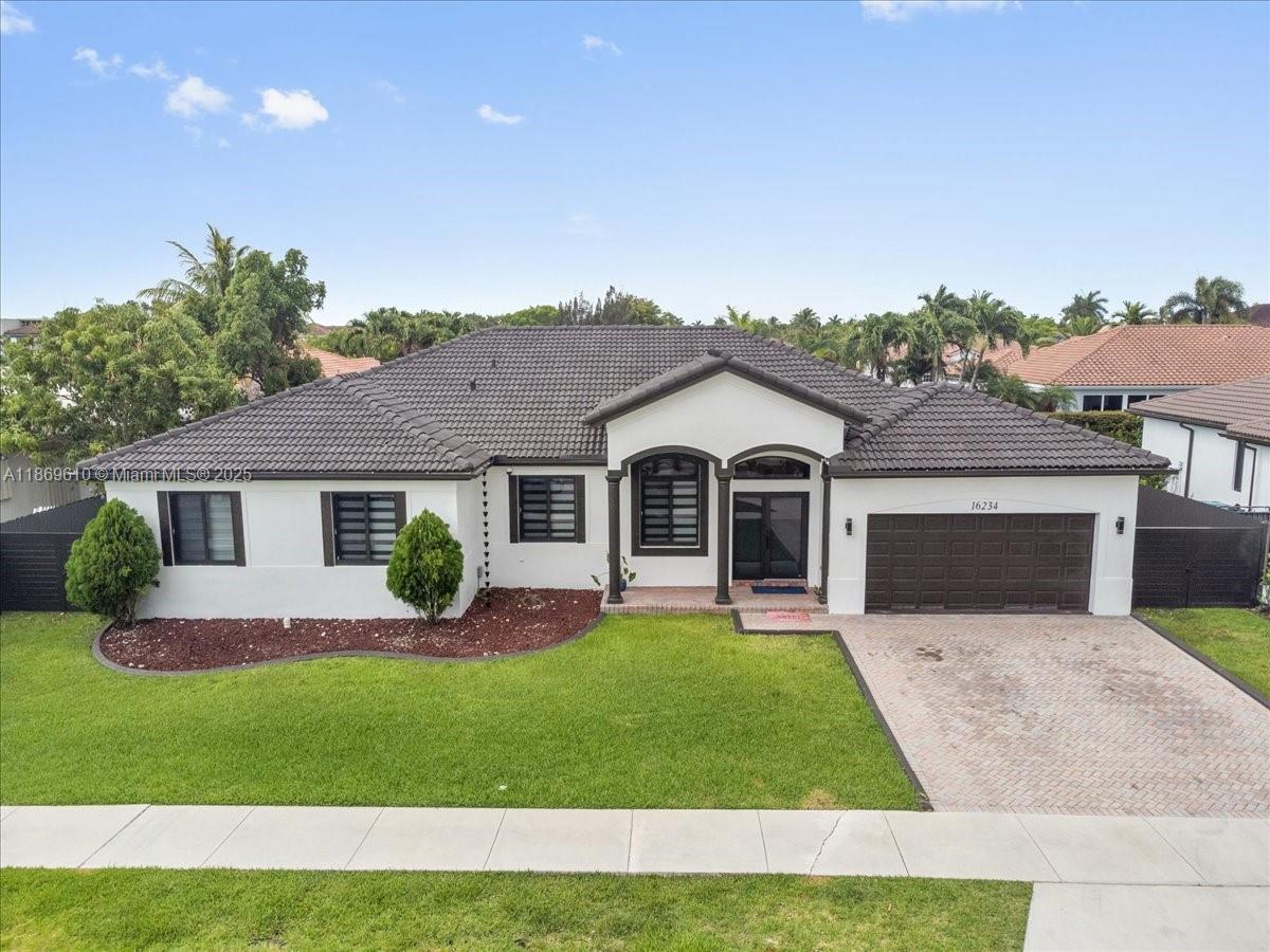 Welcome to your dream home! Fully Renovated 5-Bedroom Home, 3 Bathrooms, 2 Car Garage and with New Pool – No HOA! All thoughtfully designed with top-quality finishes. Enjoy an impeccable open floor plan, elegant flooring, and a sleek upgraded kitchen perfect for family living and entertaining. The large lot provides ample outdoor space, including room to park an RV or boat — a rare find! Schedule your private showing today!