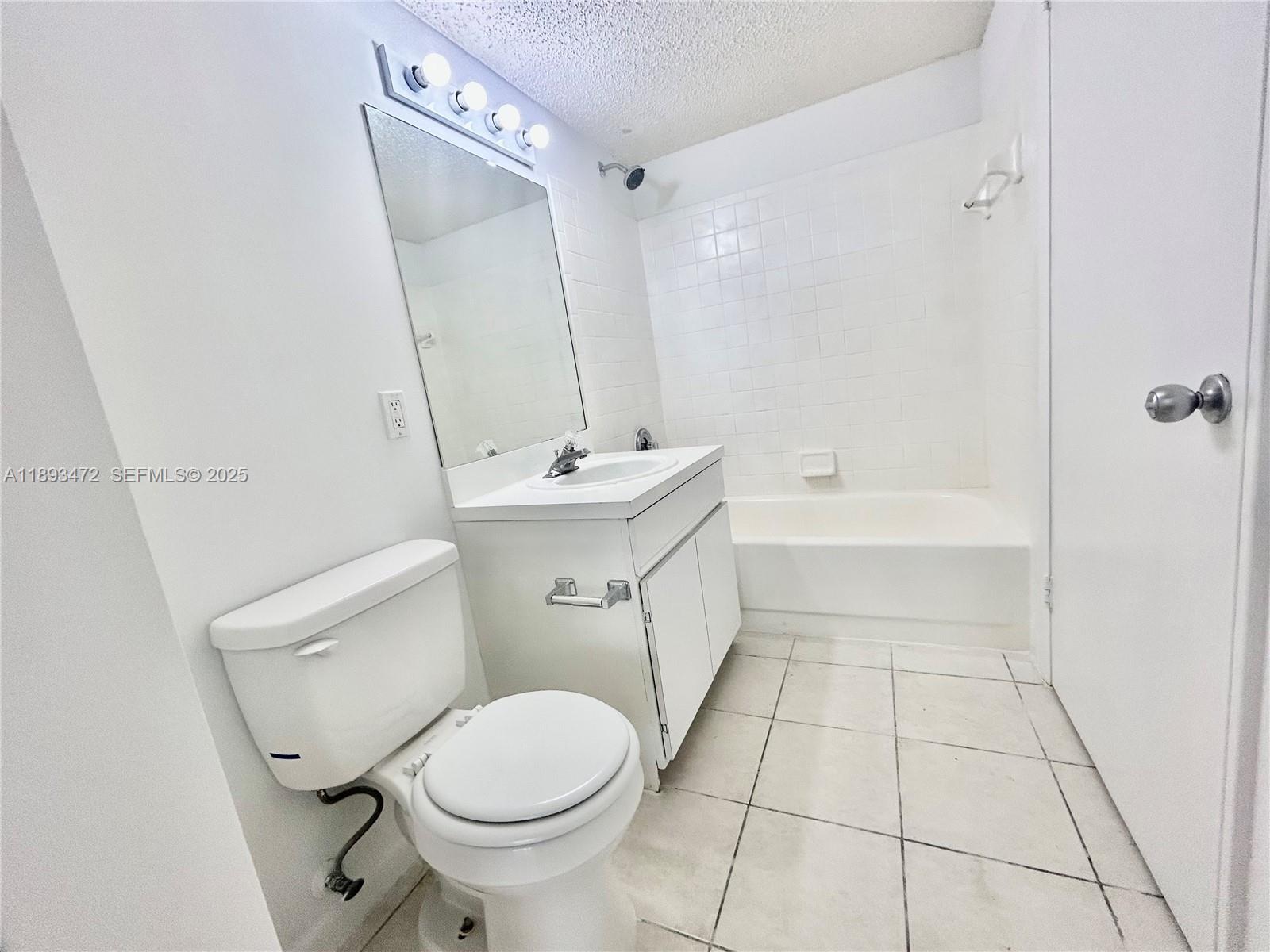 ADDISON POINTE AT BOCA RA - Residential Lease