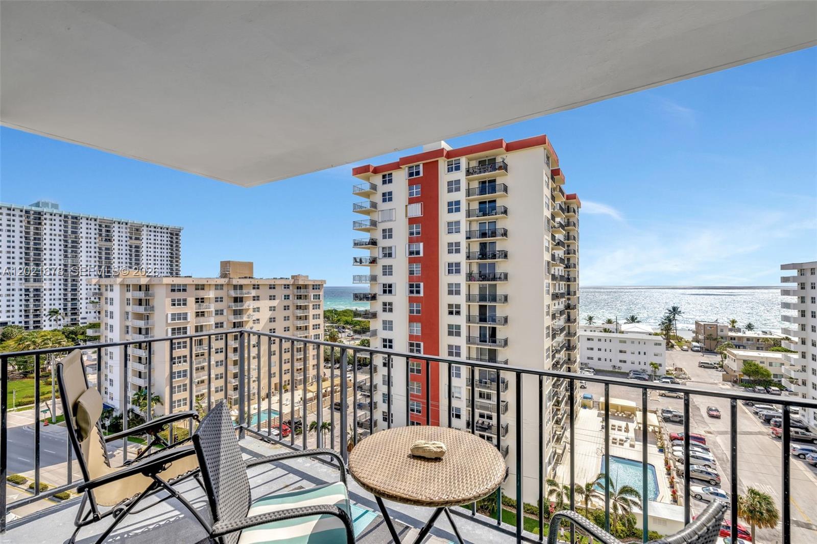 TRAFALGAR TOWERS CONDOMIN - Residential