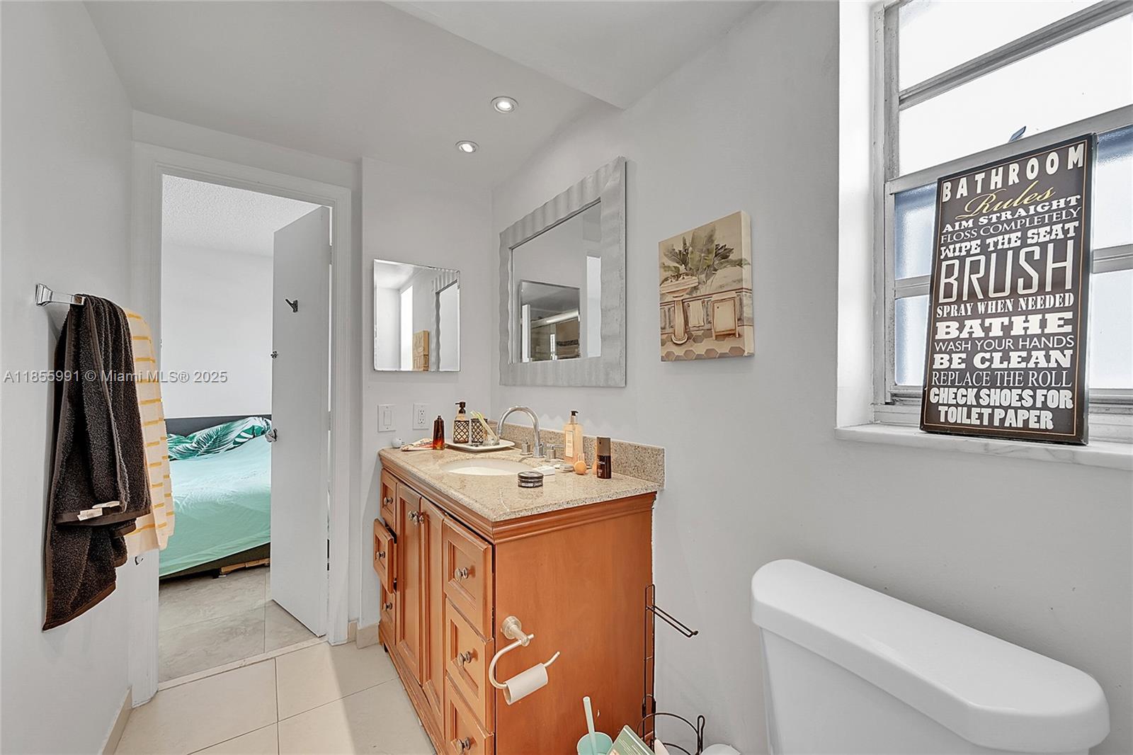 LEISURE BEACH CONDO - Residential