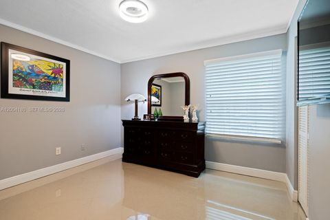 Tiny photo for 14812 SW 140th Pl, Miami, FL 33186 (MLS # A12004180)