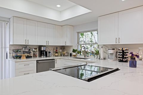 Tiny photo for 14812 SW 140th Pl, Miami, FL 33186 (MLS # A12004180)