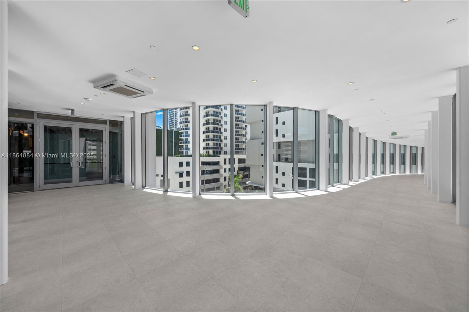 ARIA RESERVE MIAMI - Residential Lease