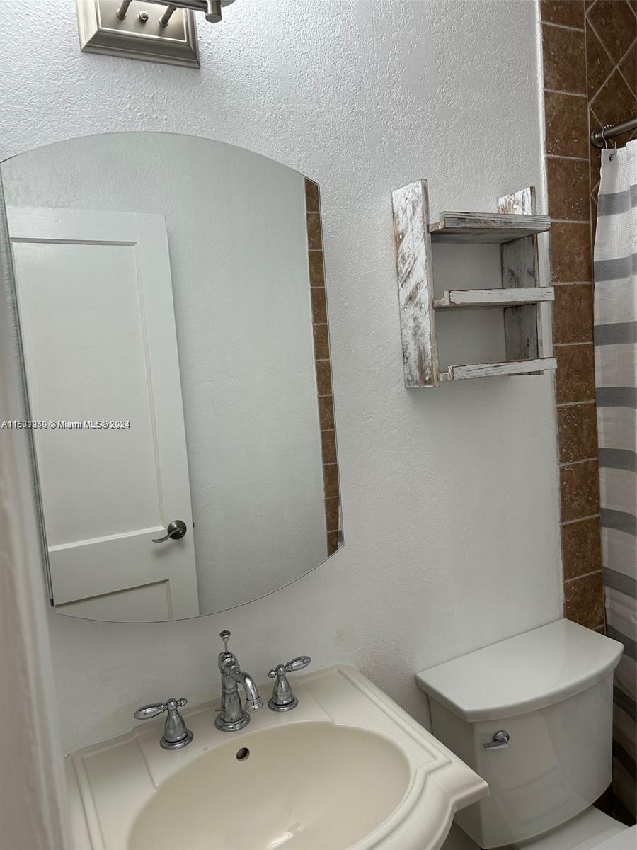 CORAL GABLES FLAGLER STRE - Residential Lease