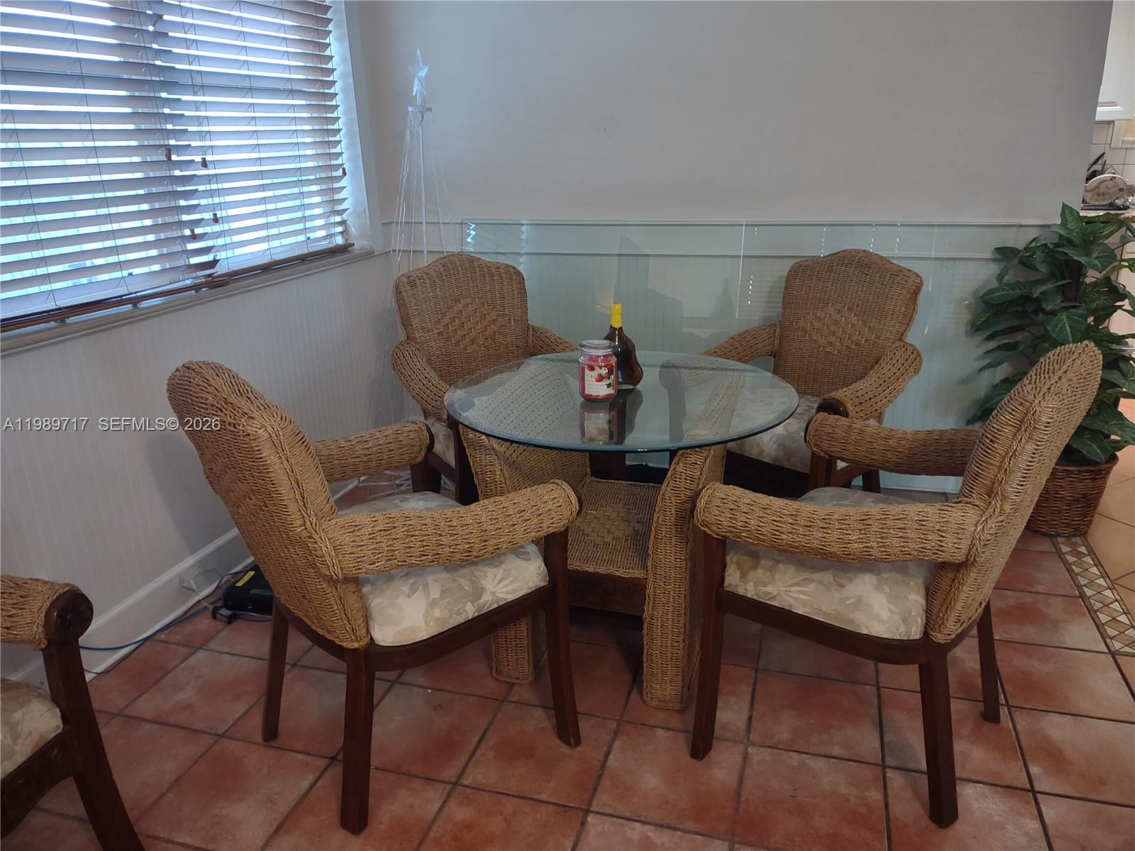 KW KW REALTY COS FIRST SUB - Residential