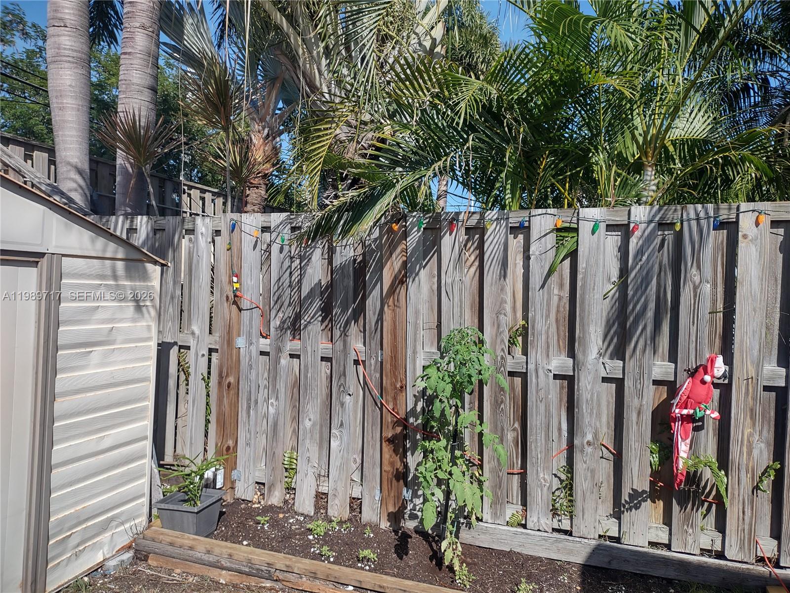 KW KW REALTY COS FIRST SUB - Residential