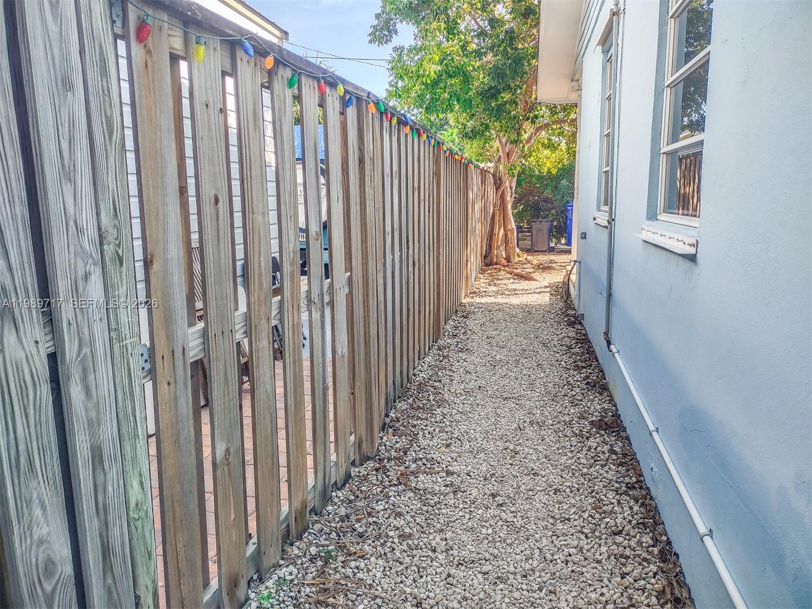 KW KW REALTY COS FIRST SUB - Residential