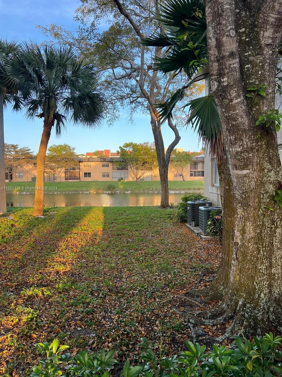 Rental Property at 1186 Lake Terry Dr E, West Palm Beach, Palm Beach County, Florida - Bedrooms: 3 
Bathrooms: 2  - $2,000 MO.