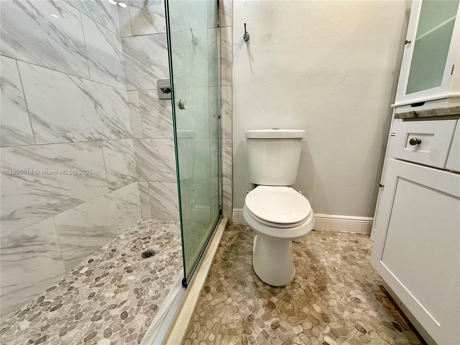 Royal Woods - Residential Lease