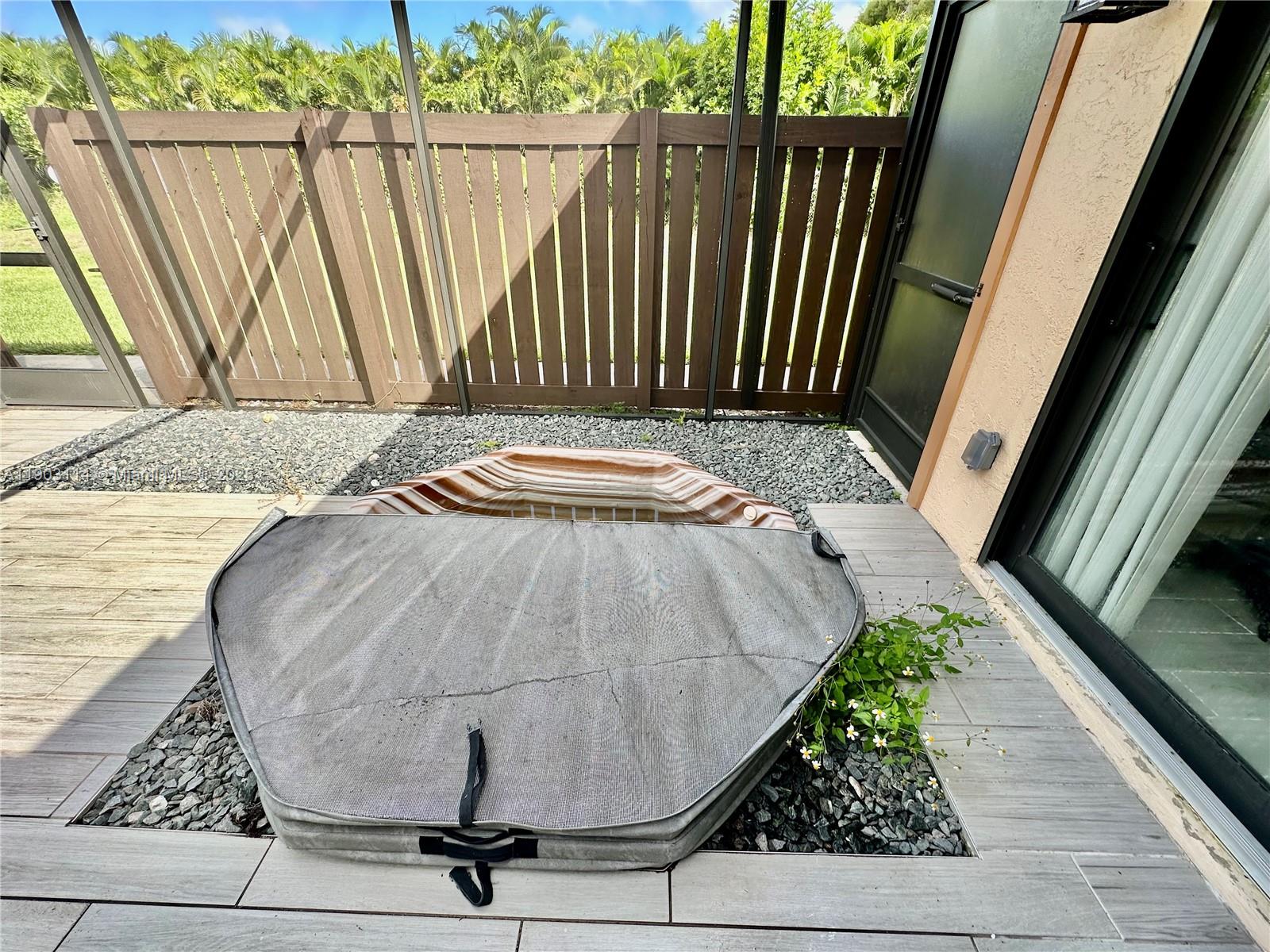 Royal Woods - Residential Lease