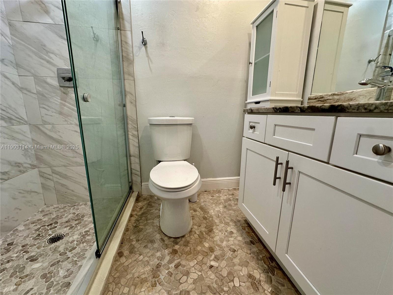 Royal Woods - Residential Lease