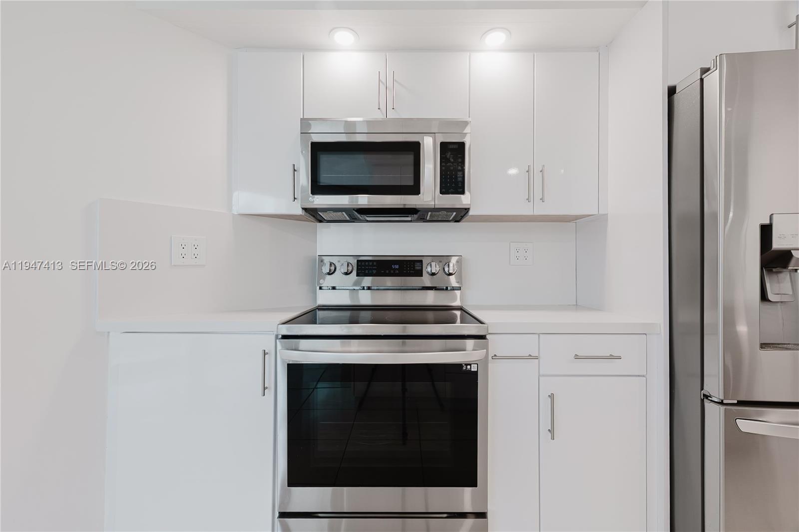 OCEANIA III CONDO - Residential