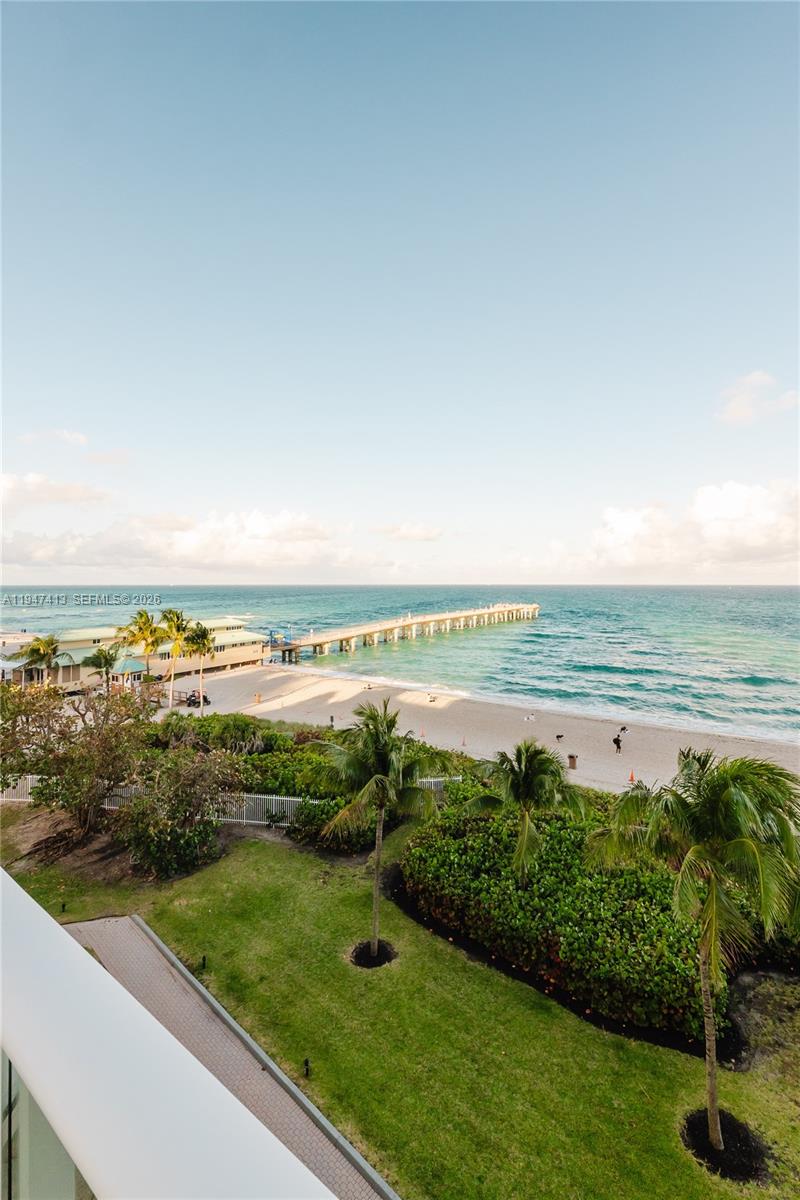 OCEANIA III CONDO - Residential