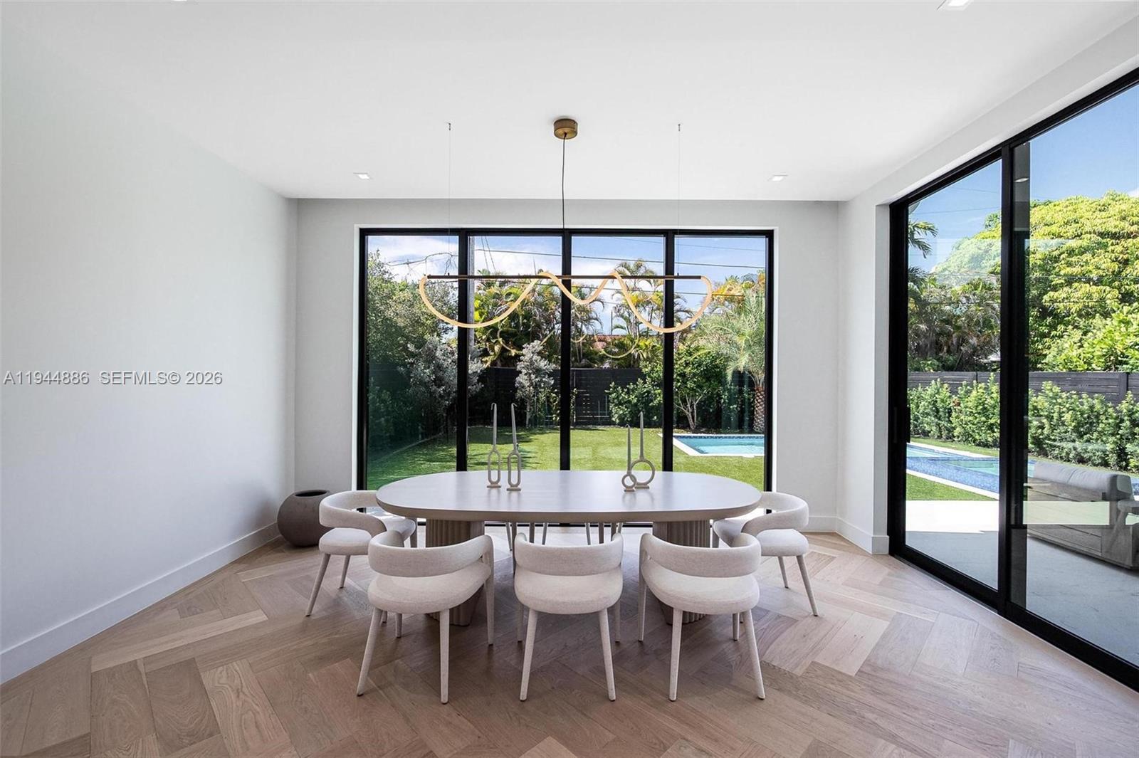 WESTMORELAND 3RD ADDN - Residential