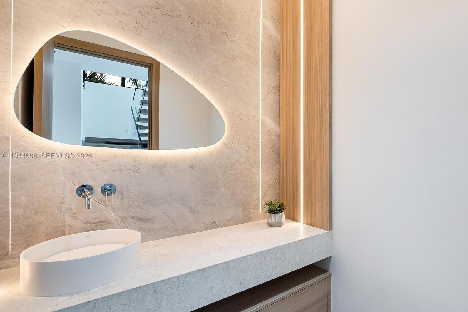 WESTMORELAND 3RD ADDN - Residential