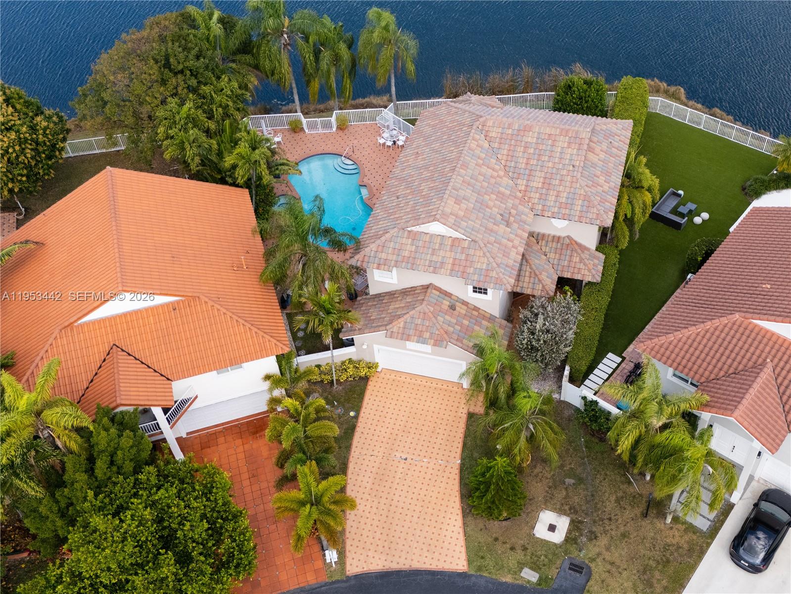 DORAL DUNES 1ST ADDN - Residential