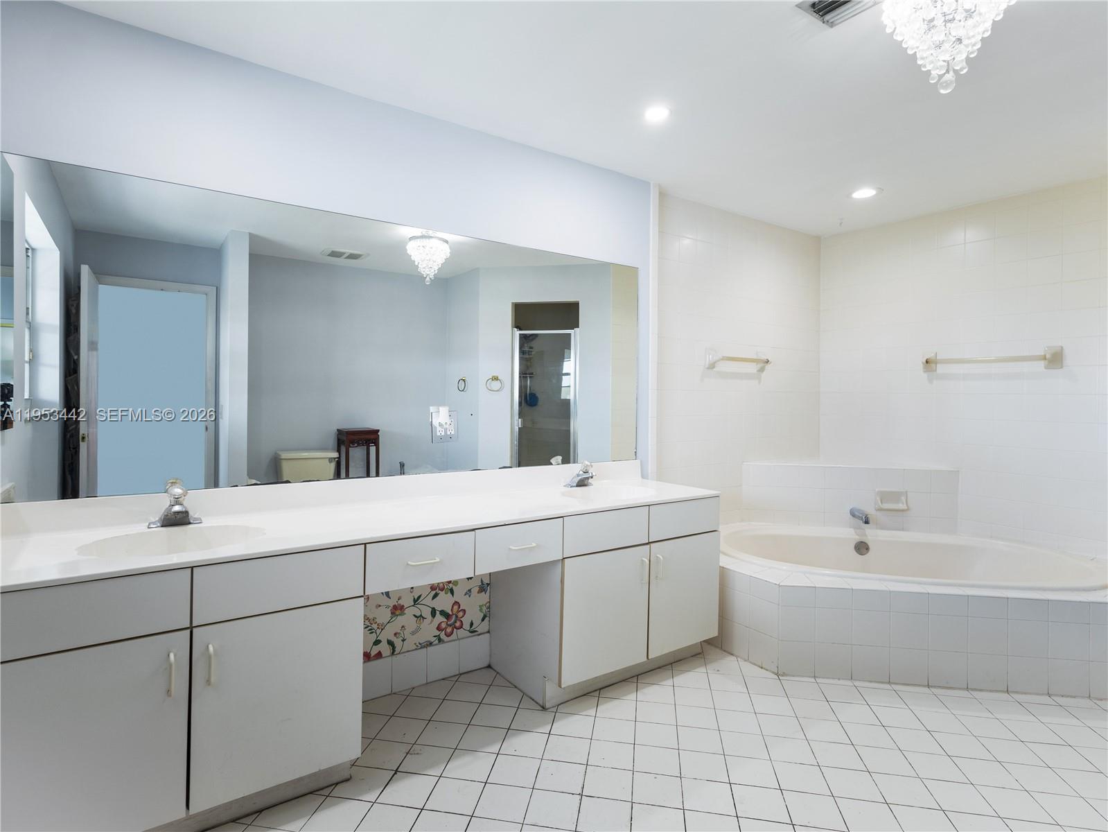 DORAL DUNES 1ST ADDN - Residential