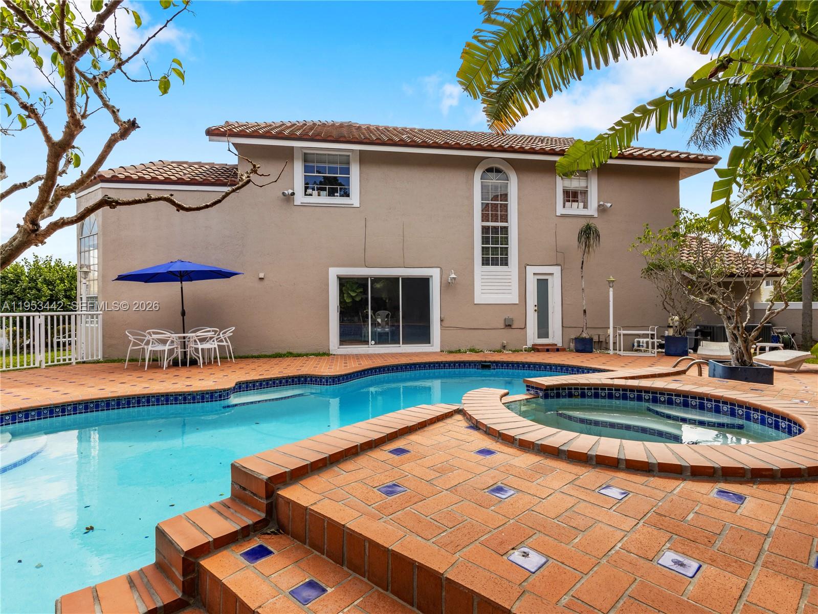 DORAL DUNES 1ST ADDN - Residential