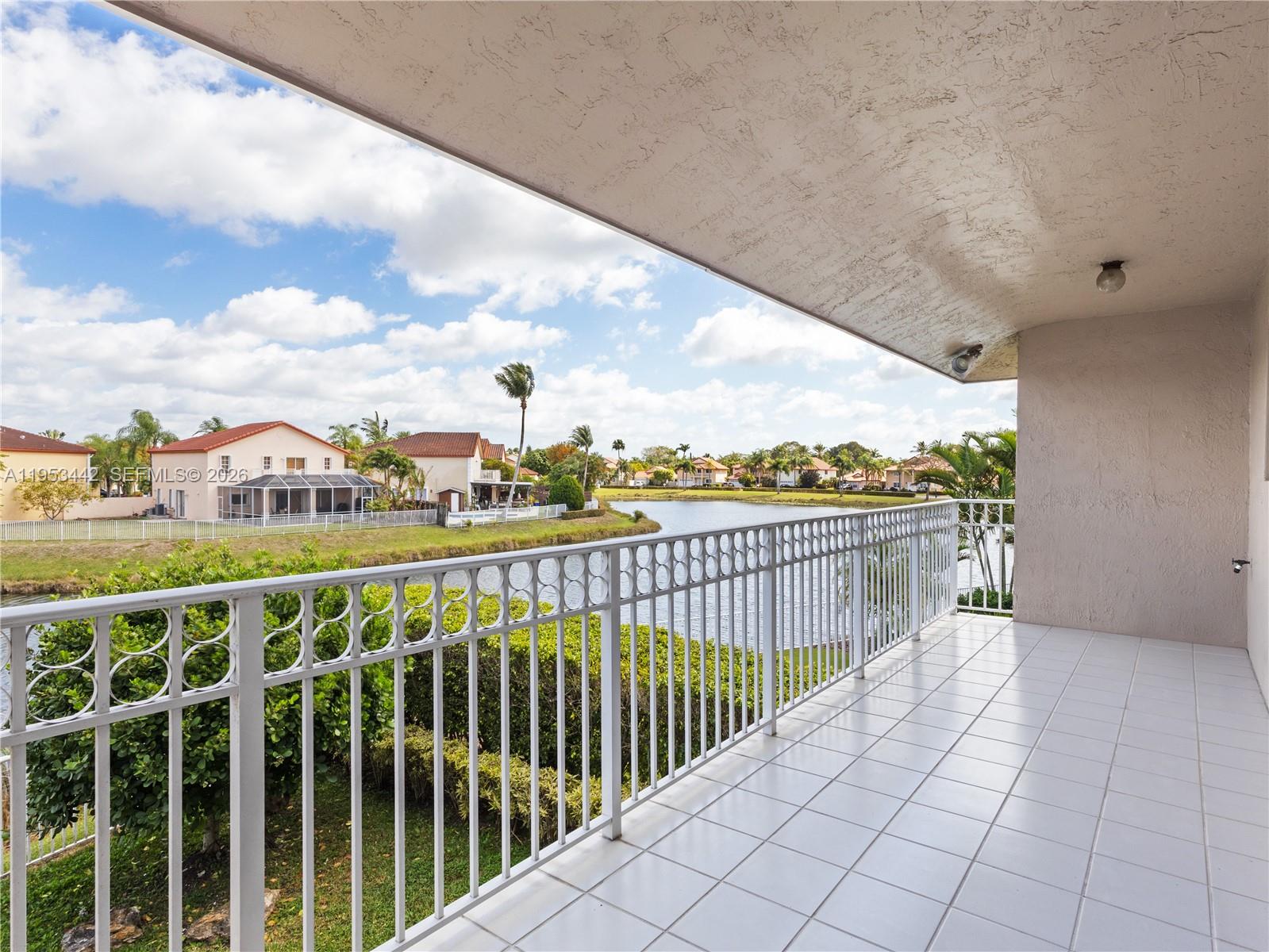 DORAL DUNES 1ST ADDN - Residential