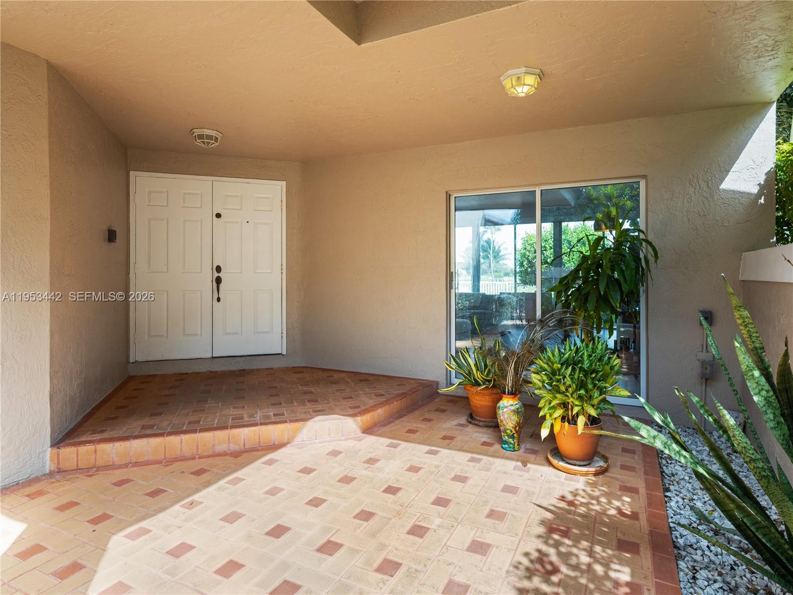 DORAL DUNES 1ST ADDN - Residential