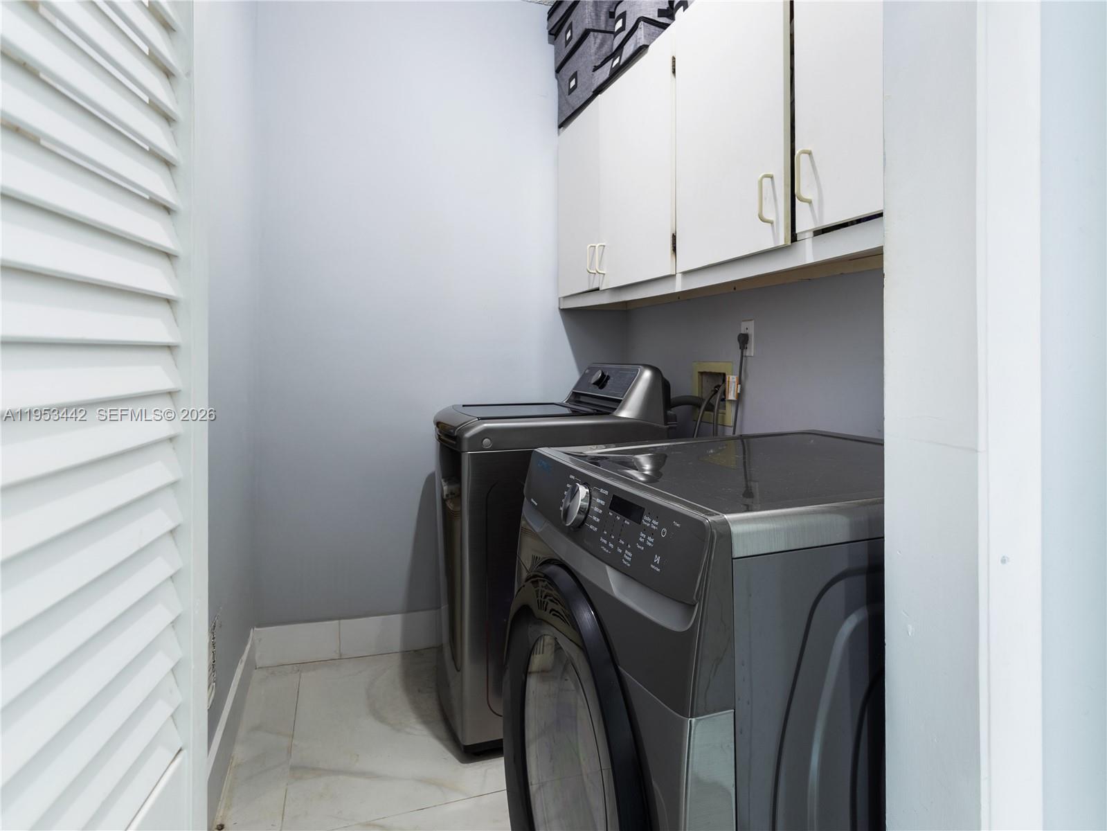 DORAL DUNES 1ST ADDN - Residential