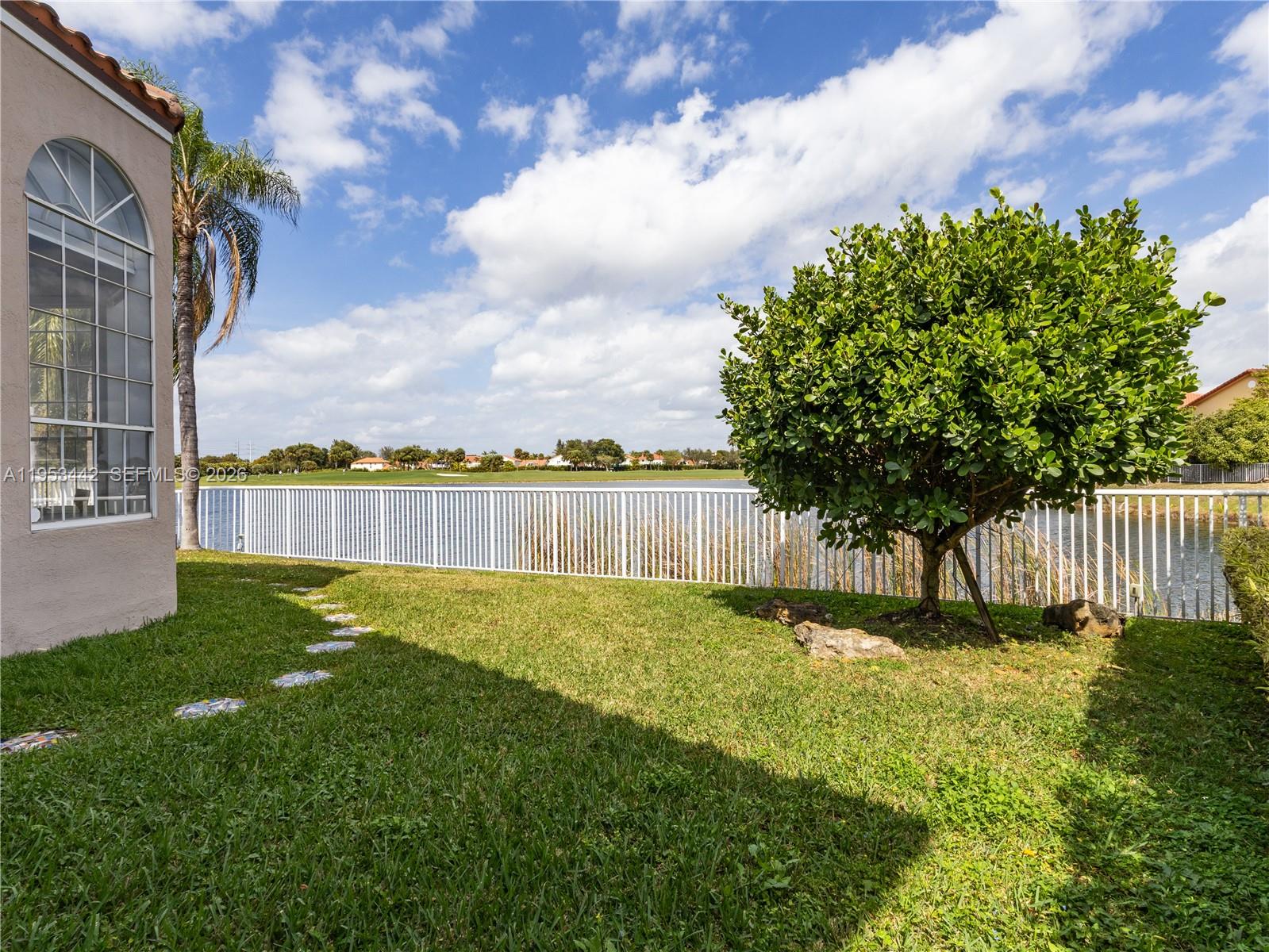 DORAL DUNES 1ST ADDN - Residential