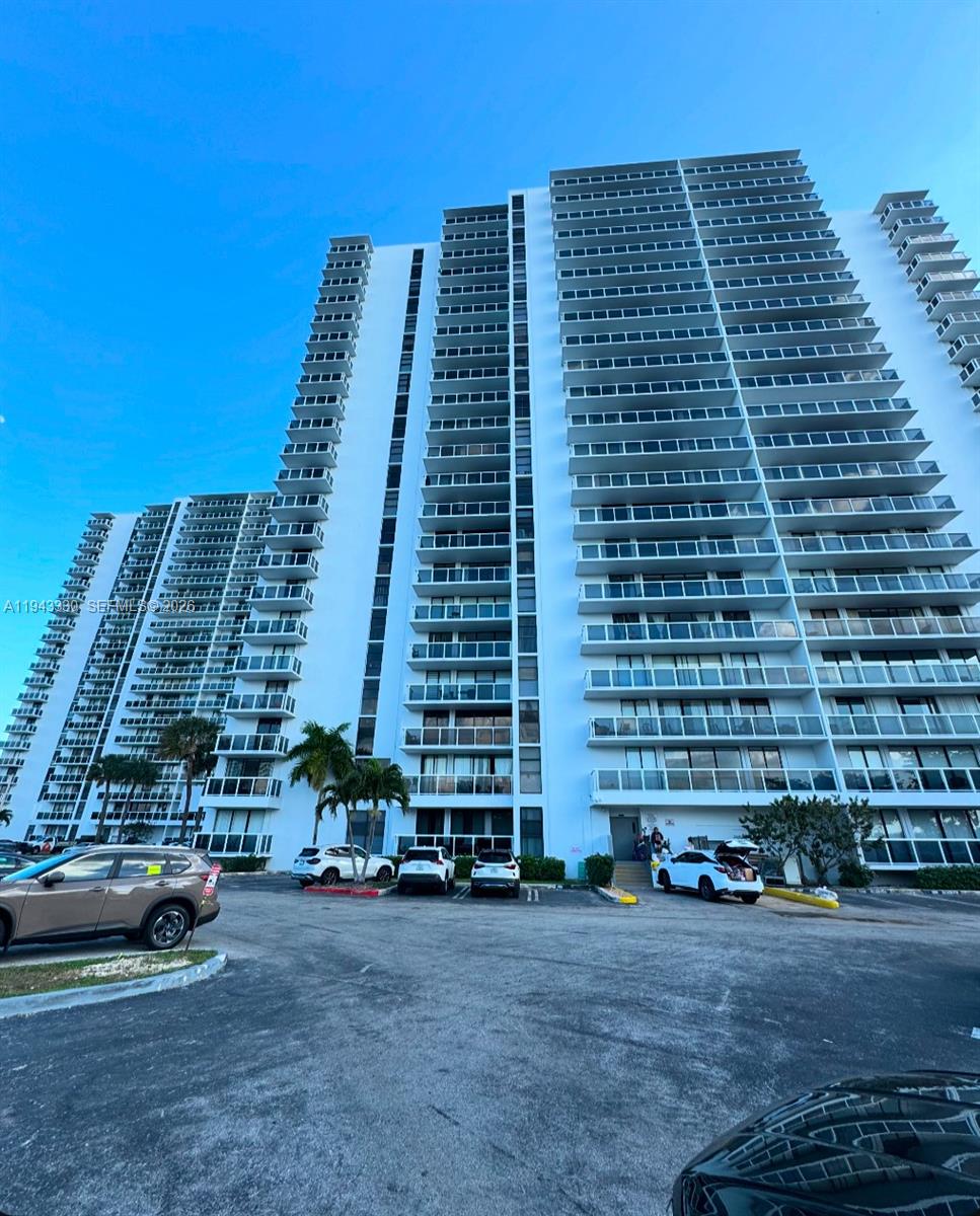 WATERVIEW CONDO - Residential