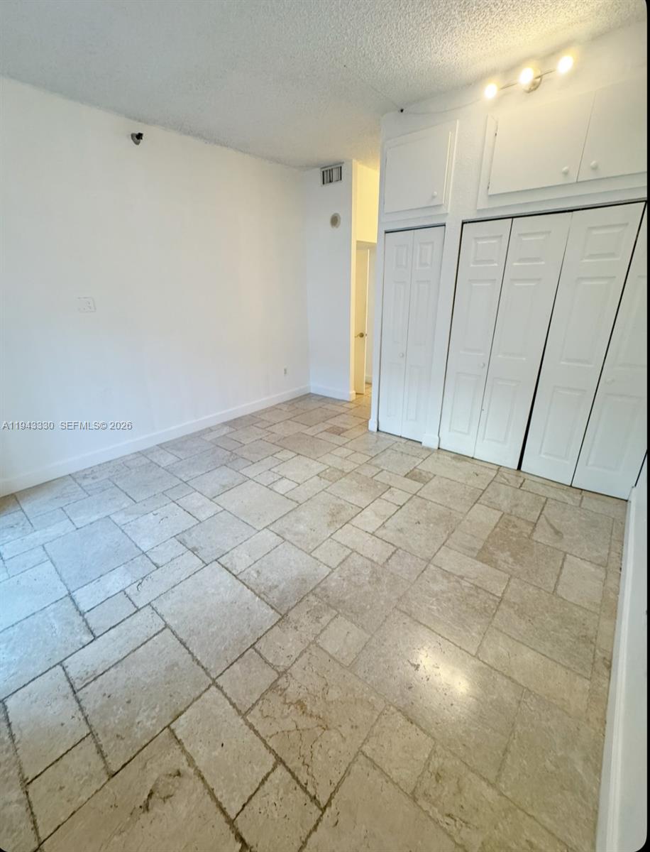 20505 E Country Club Dr 135