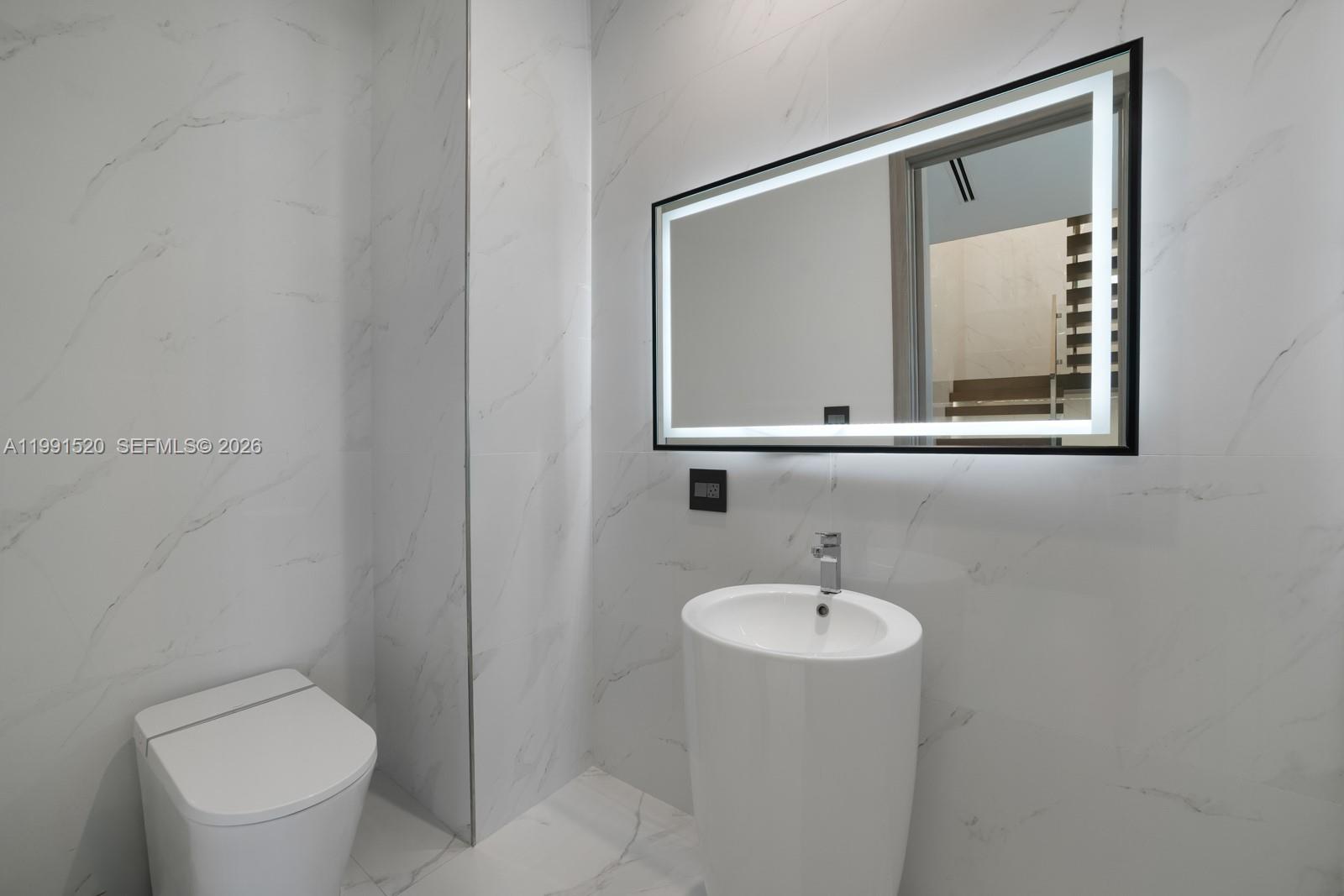 BELLE MEADE 1ST ADDN - Residential