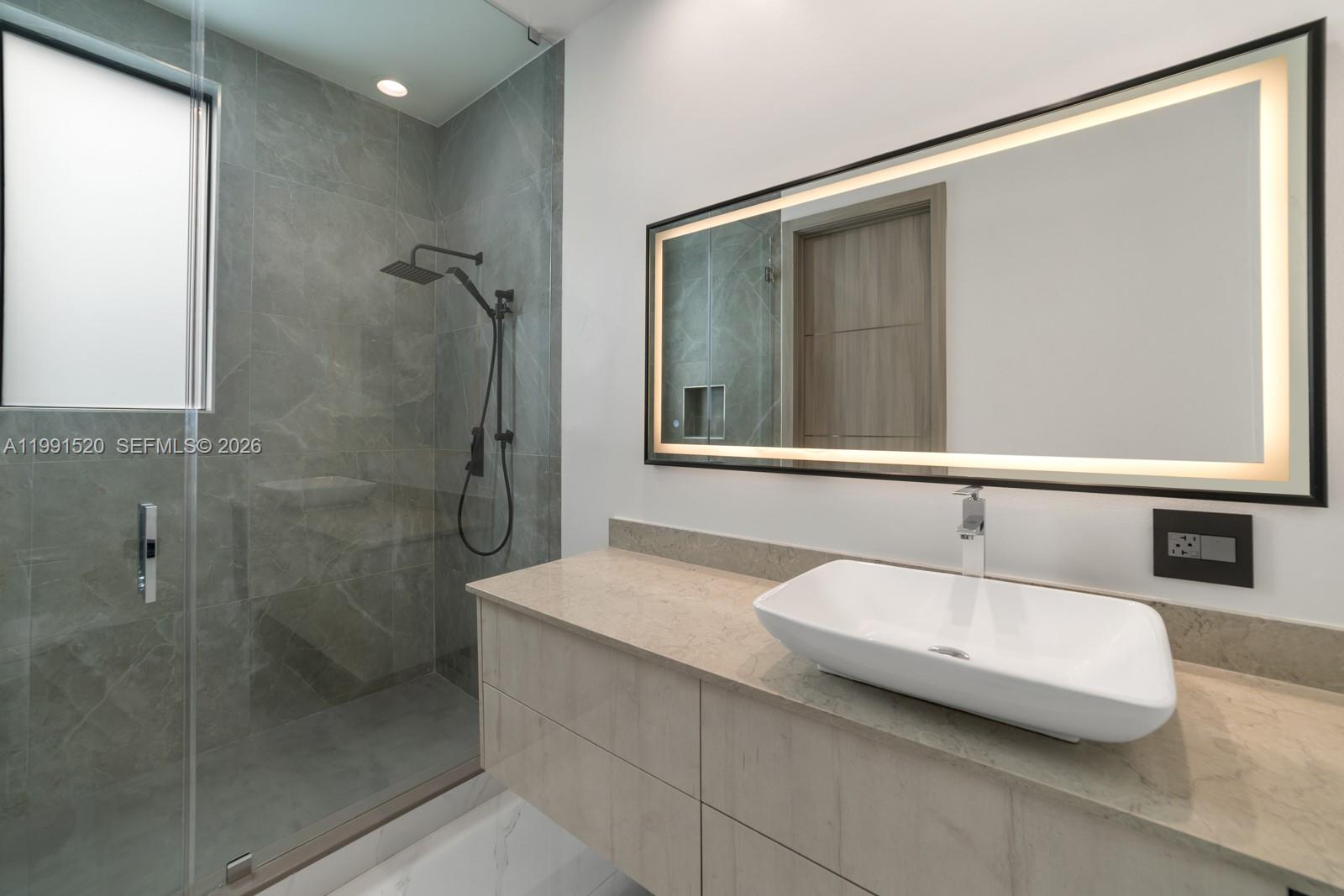 BELLE MEADE 1ST ADDN - Residential