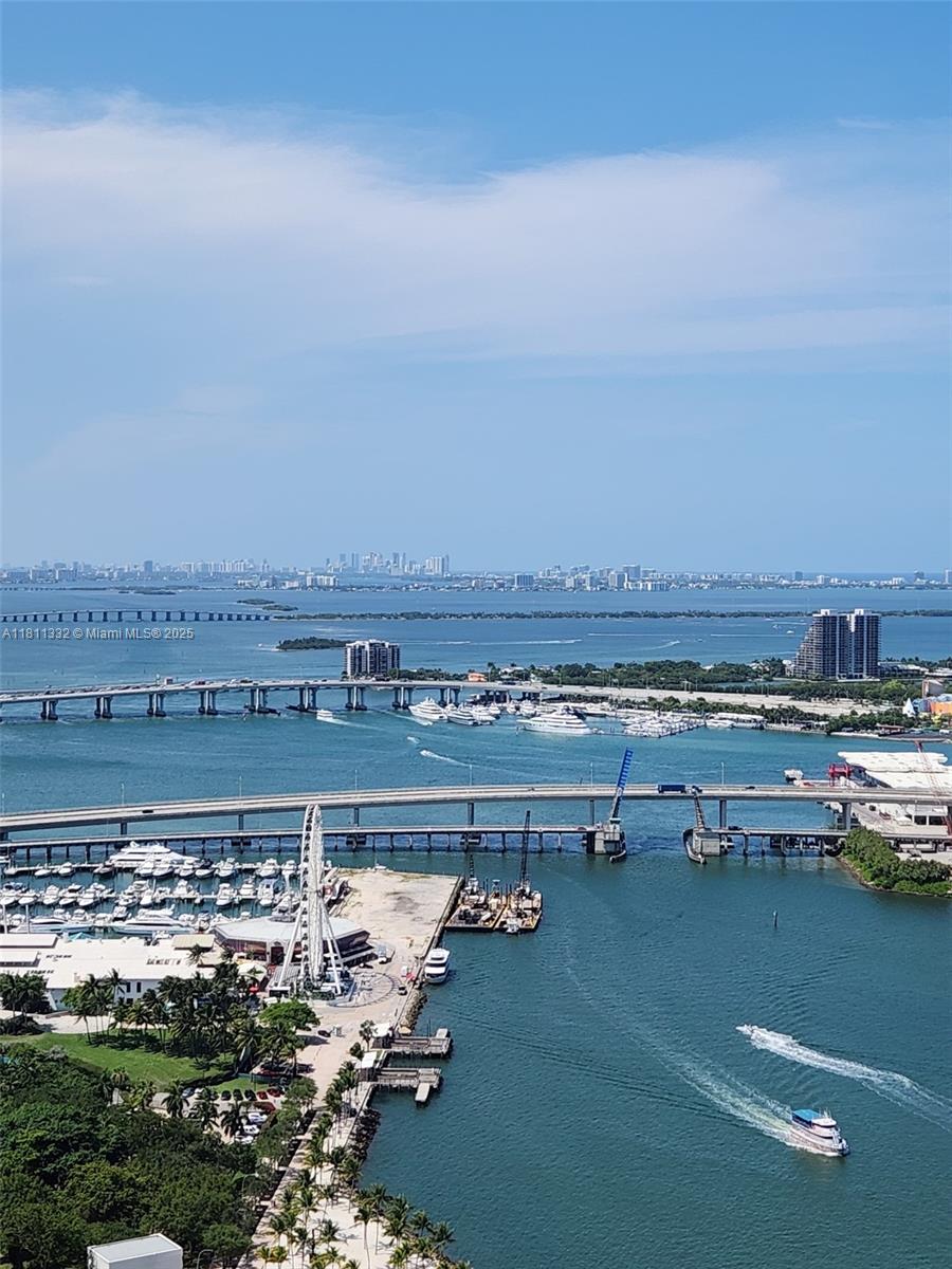 325 S Biscayne Blvd Uph 14, Miami, Broward County, Florida - 2 Bedrooms  
2 Bathrooms - 