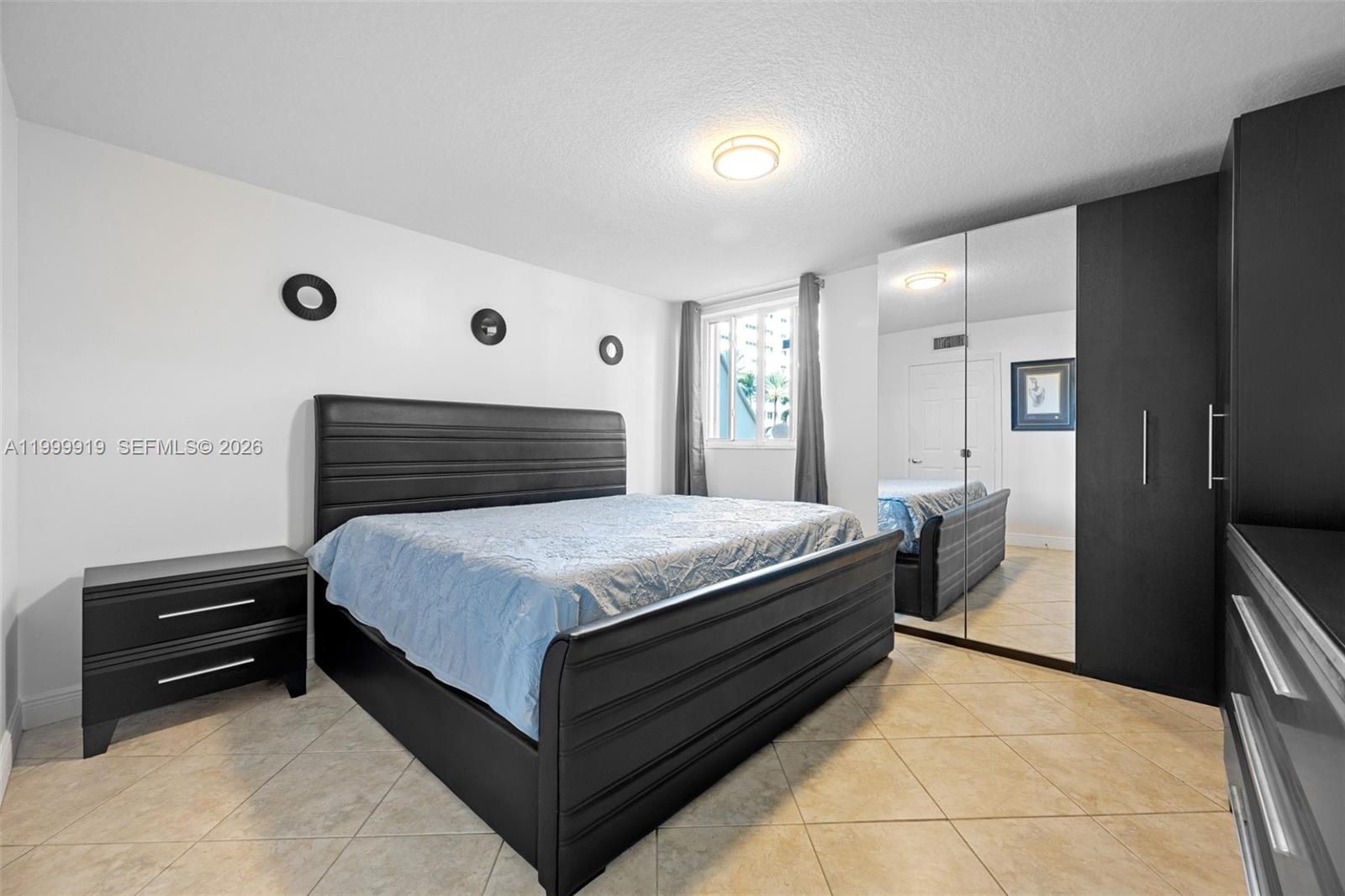 8888 Collins Ave 105