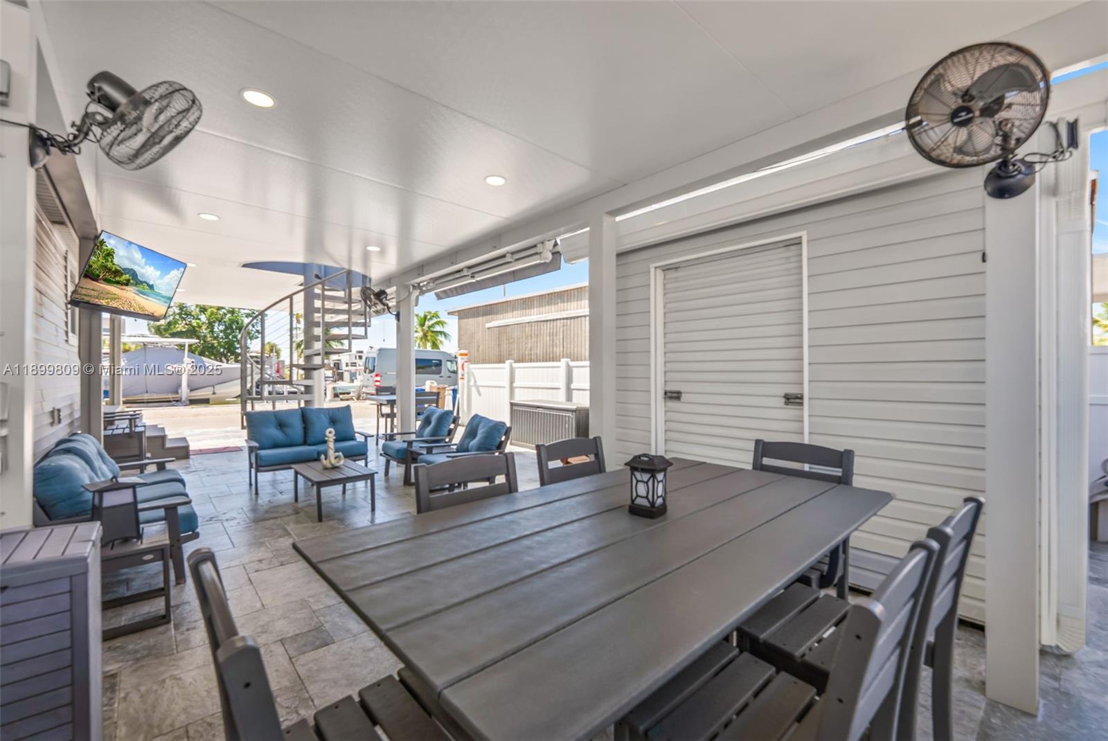 CALUSA CAMPGROUND - Residential